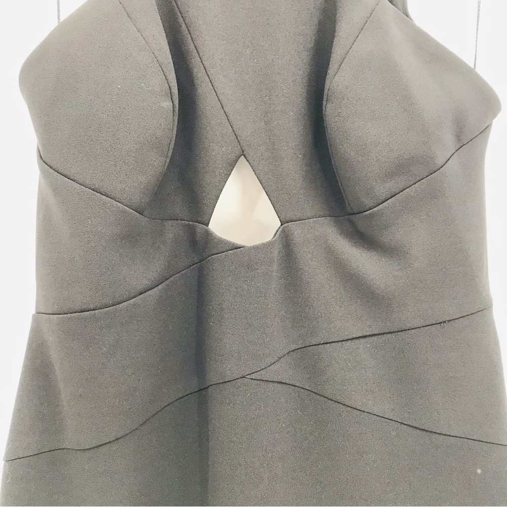 Aidan Mattox Scuba Crepe Cutout Open Back Gown in Black Size 6 - Picture 5 of 14